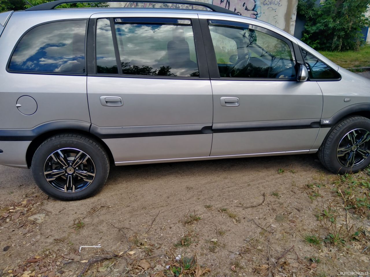 Opel Zafira | 1