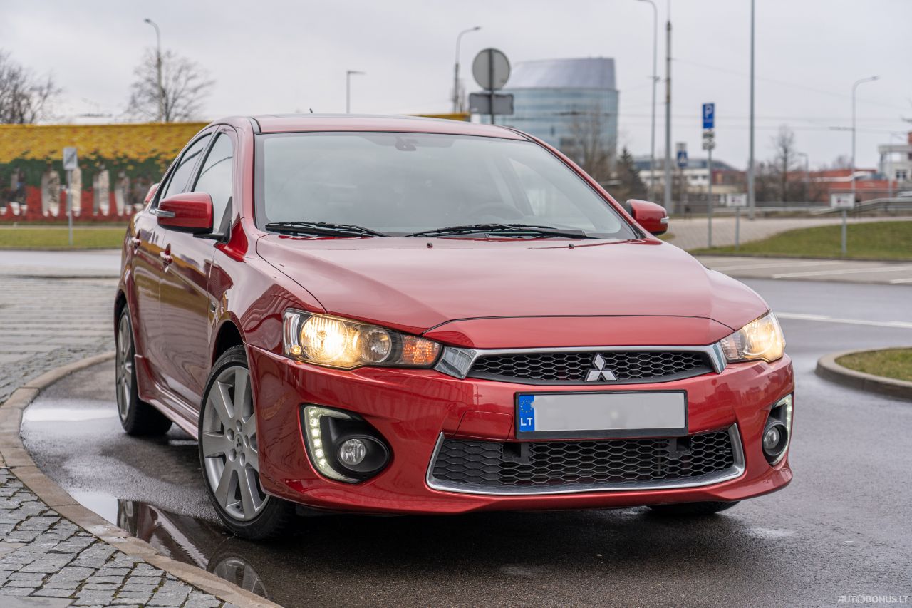 Mitsubishi Lancer | 3