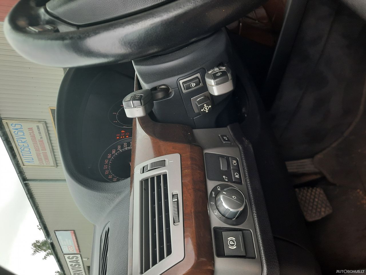 BMW 730 | 10