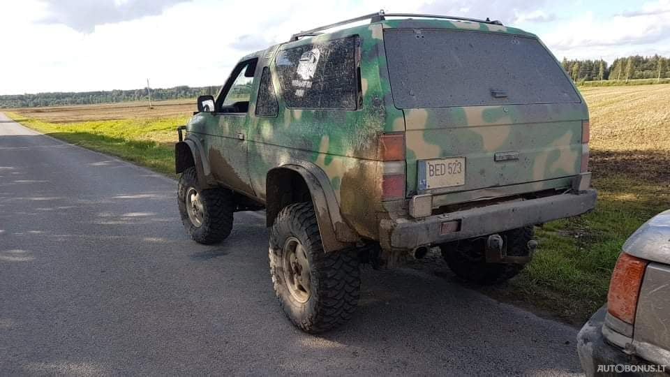 Nissan Terrano | 3