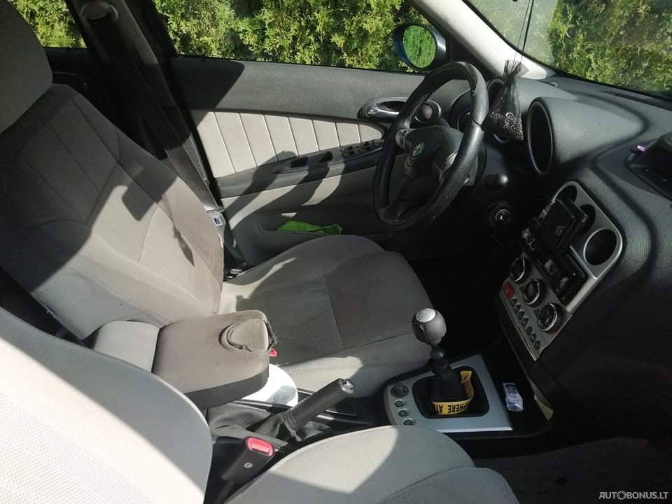 Alfa Romeo 156 | 3