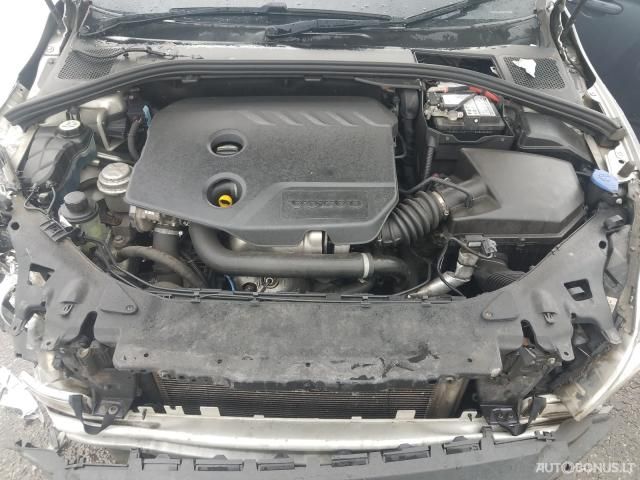 Volvo S60, Saloon | 6