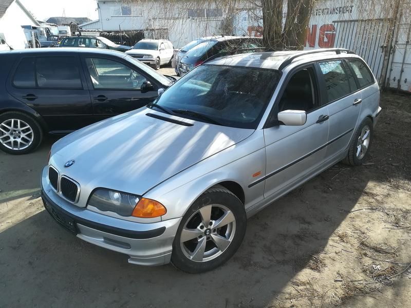 BMW, Universalas | 3
