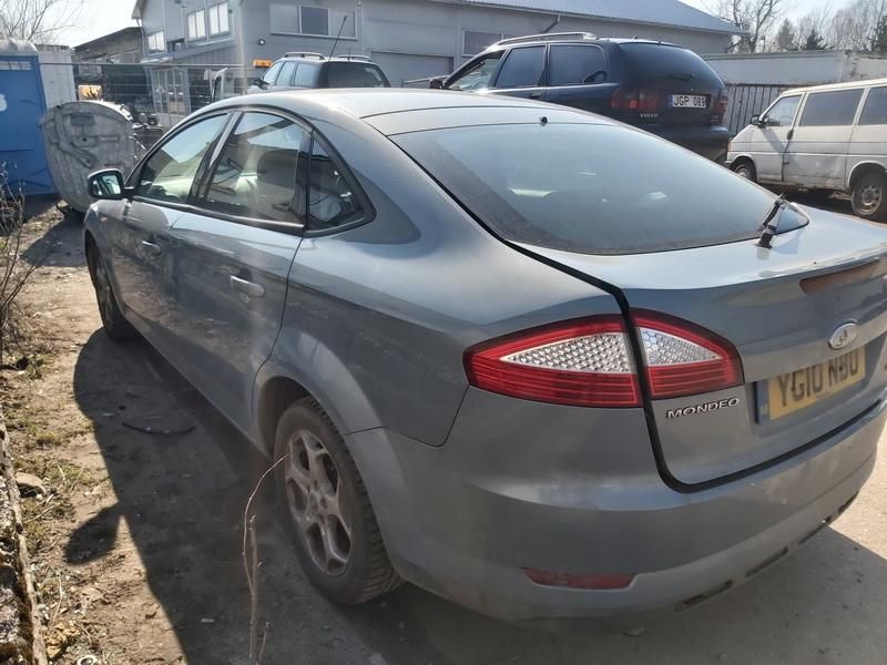 Ford, Hatchback | 7