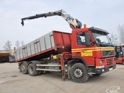 Volvo FM7, Savivarčiai su kranu | 1