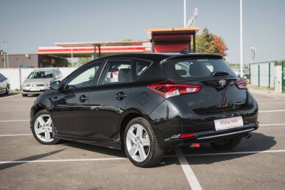 Toyota Auris | 3