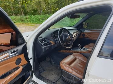 BMW X5 | 8