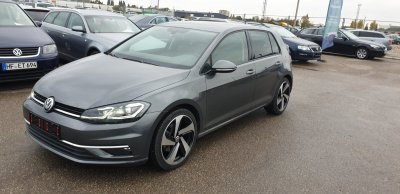 Volkswagen Golf | 1