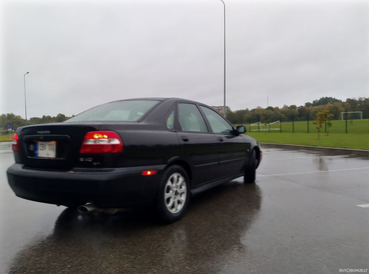Volvo S40 | 9