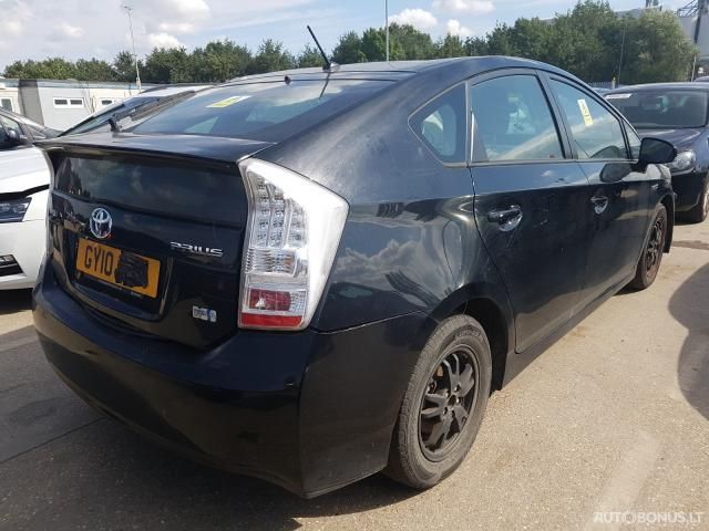 Toyota Prius | 2