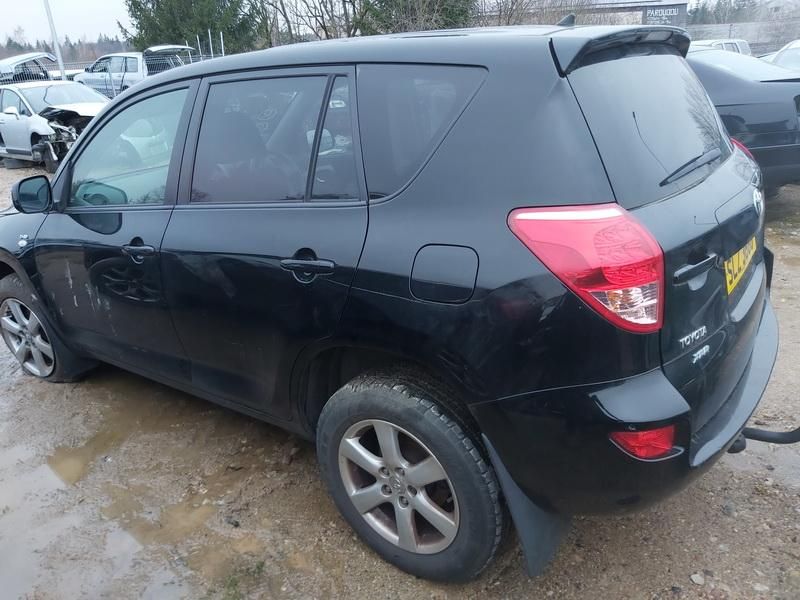 Toyota, Cross-country | 7