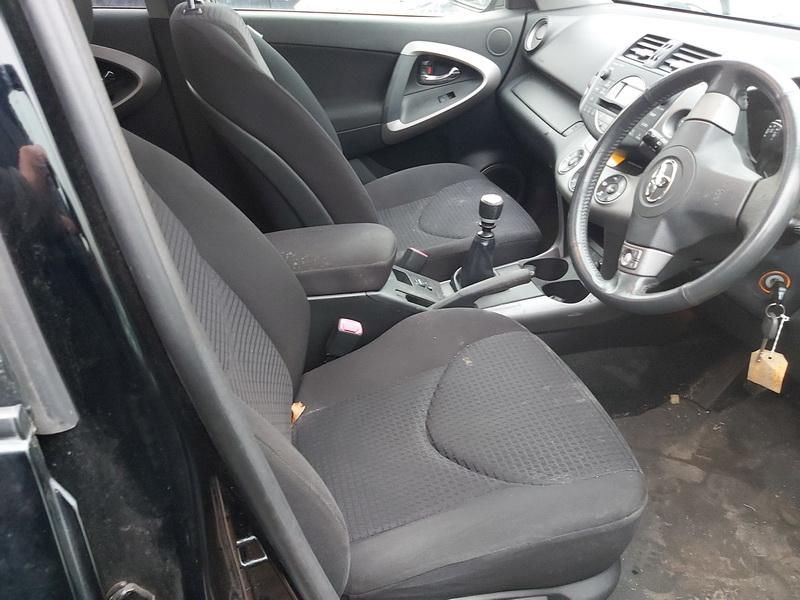 Toyota, Cross-country | 4