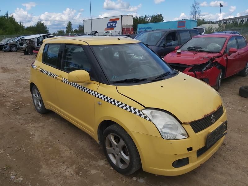 Suzuki, Минивэн