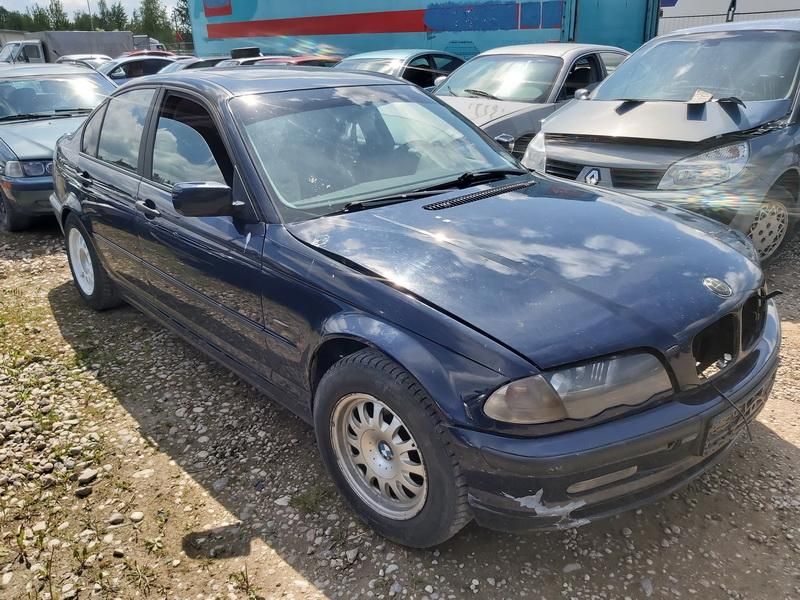BMW, Saloon