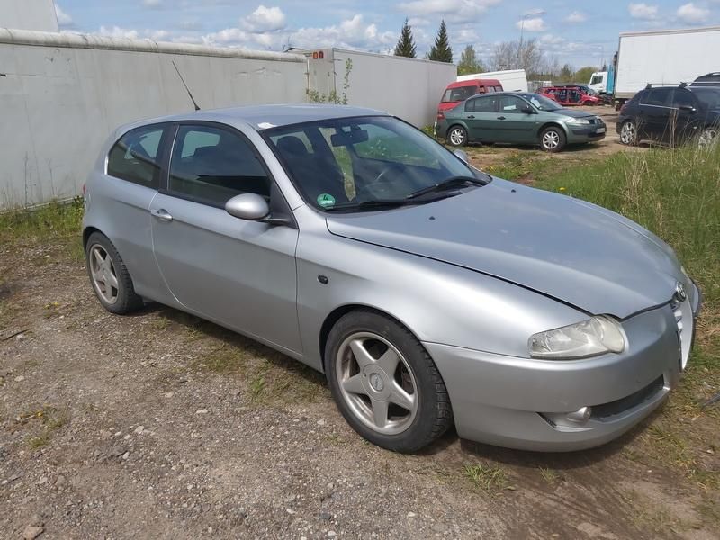 Alfa Romeo, Hatchback