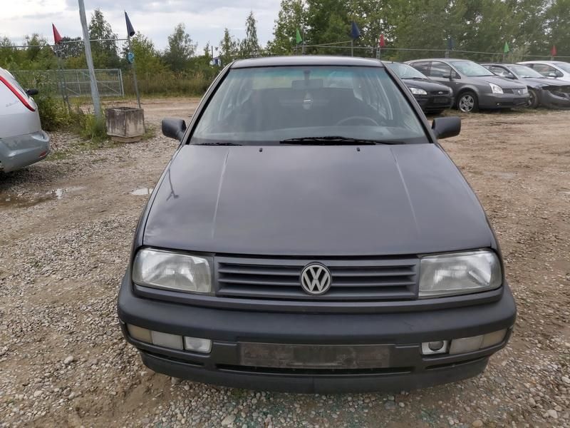 Volkswagen, Saloon | 2