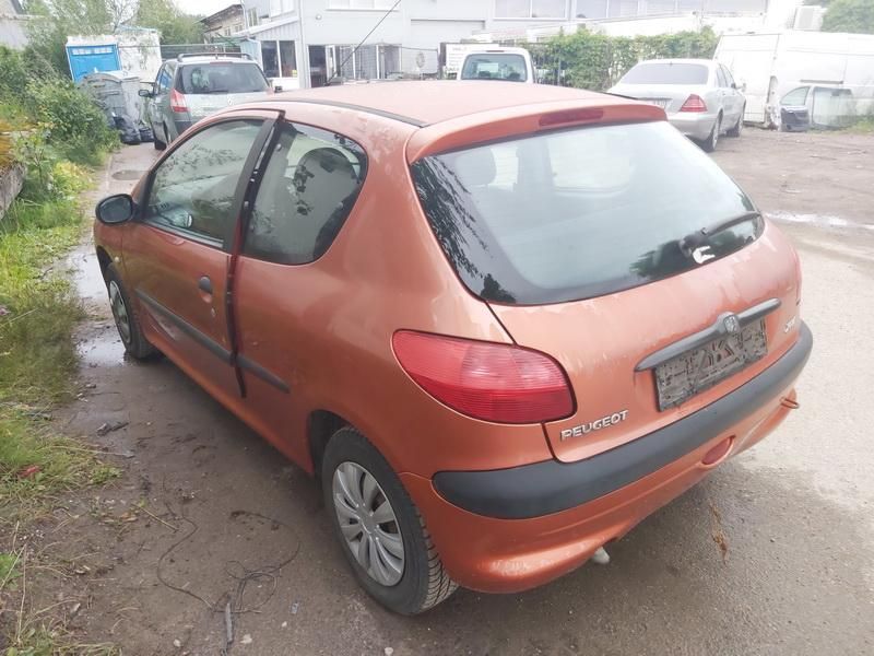 Peugeot, Hatchback | 7