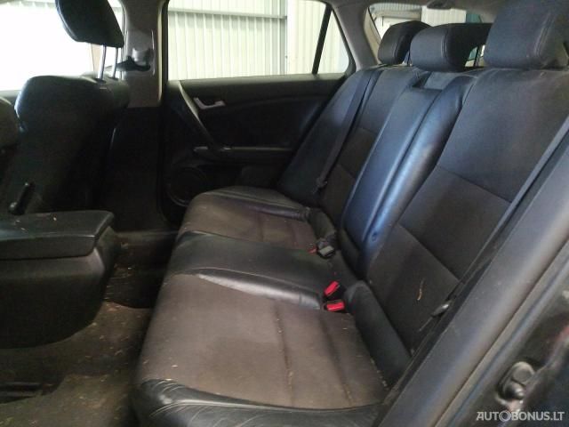 Honda Accord, Sedanas | 6