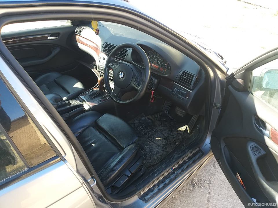 BMW 320, Universal | 7