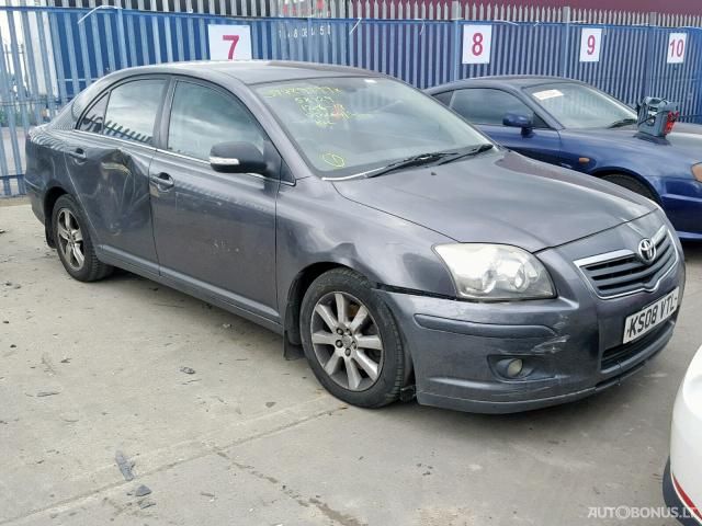 Toyota Avensis, Хэтчбек | 1