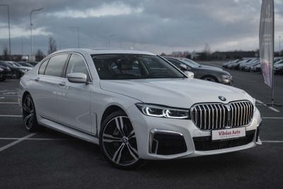 BMW 750 | 2