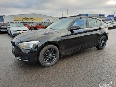 BMW 114