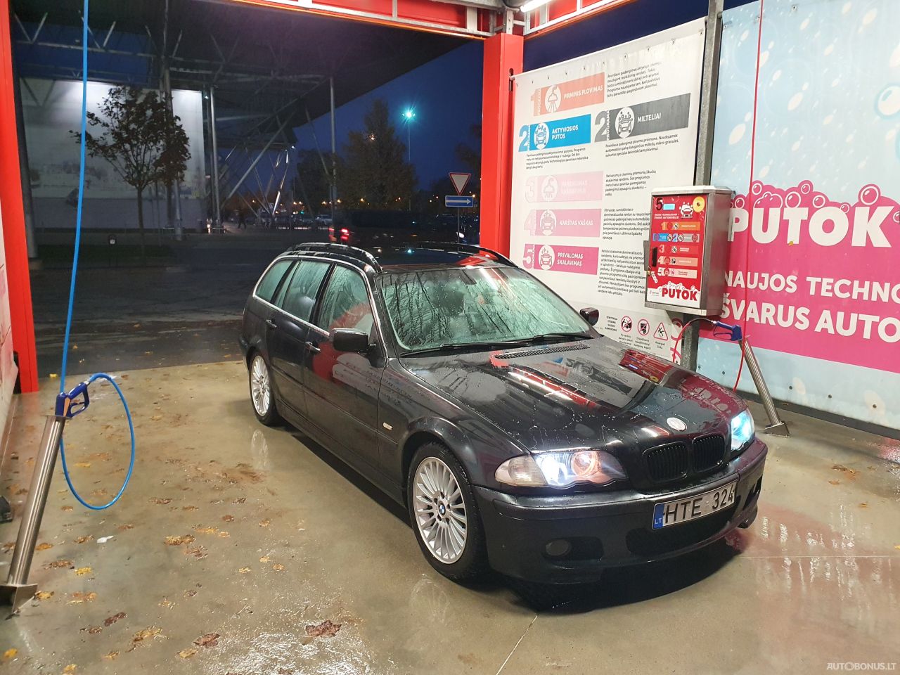 BMW 330 | 1
