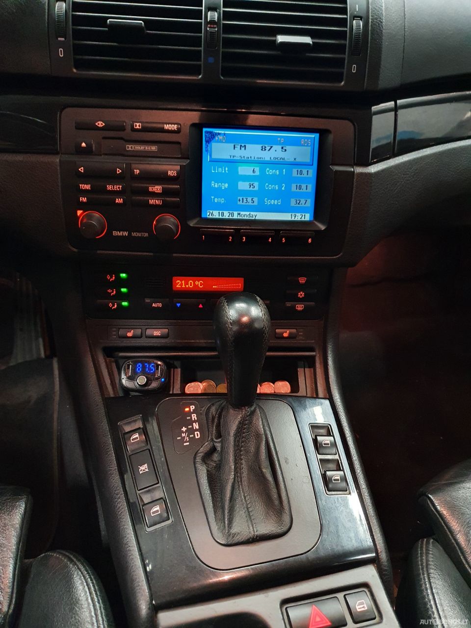BMW 330 | 3