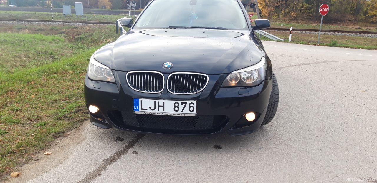BMW 525 | 7
