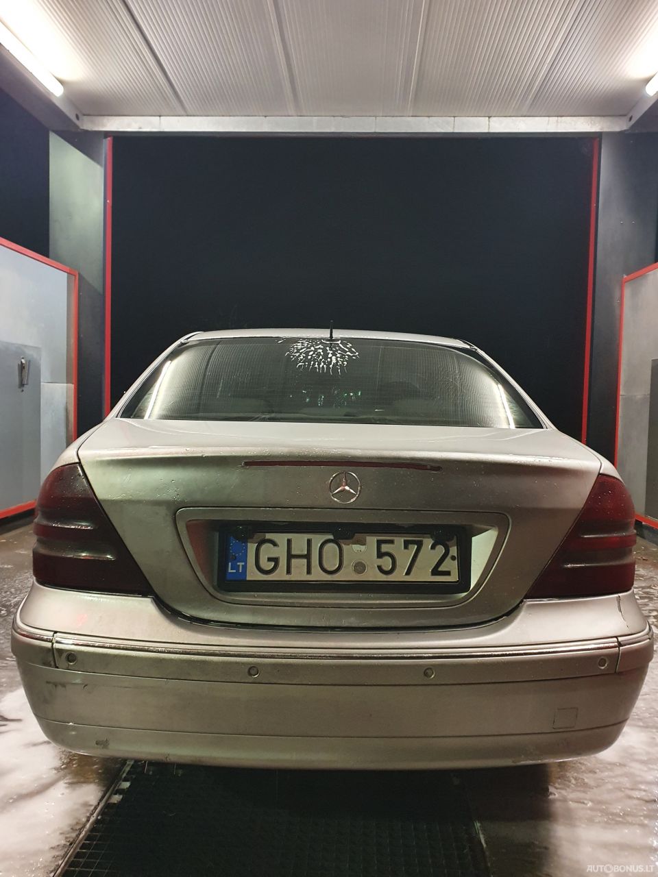 Mercedes-Benz C200 | 2
