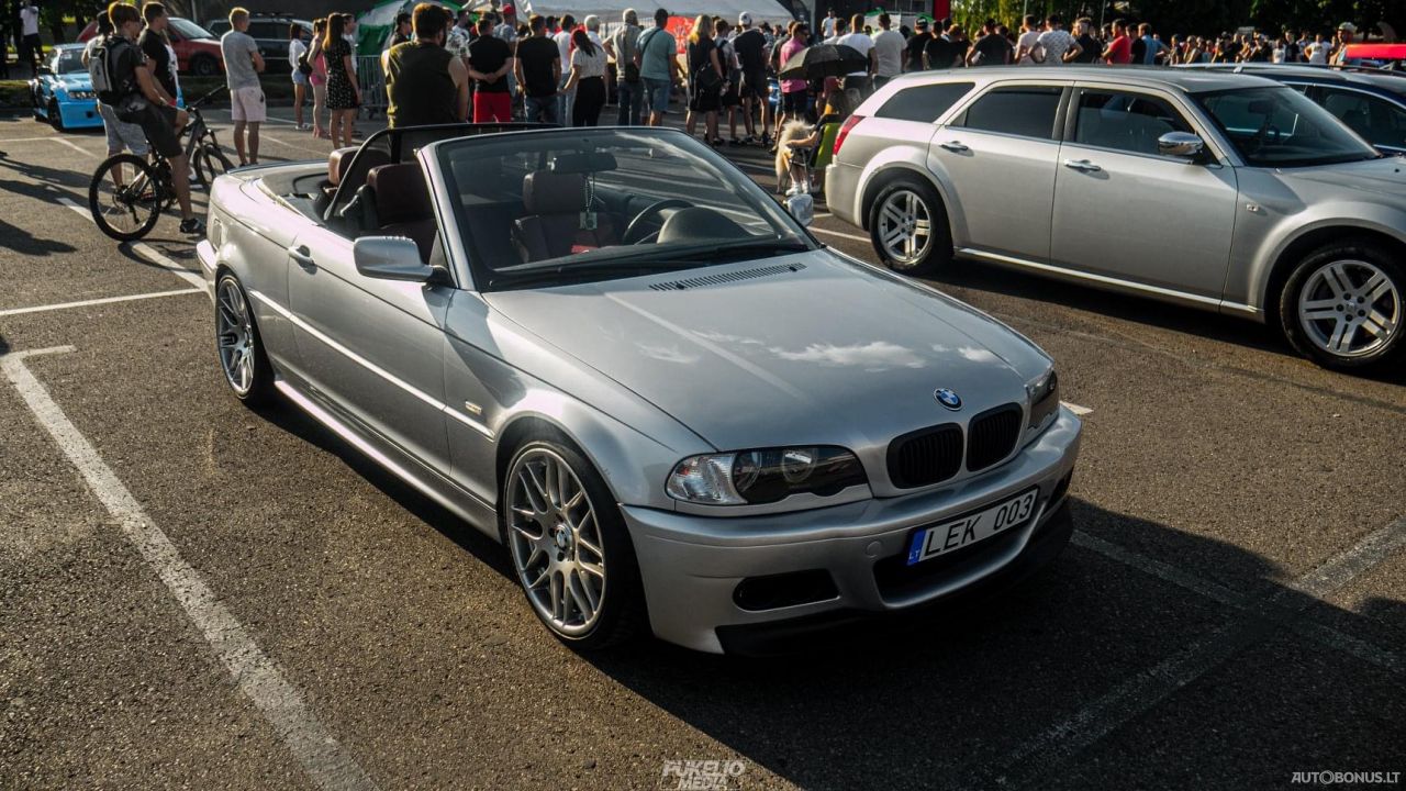 BMW 330 | 5