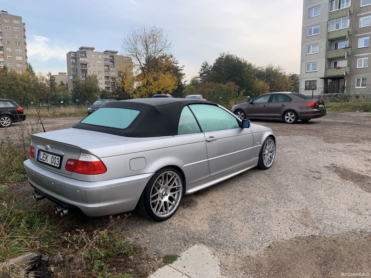BMW 330 | 8