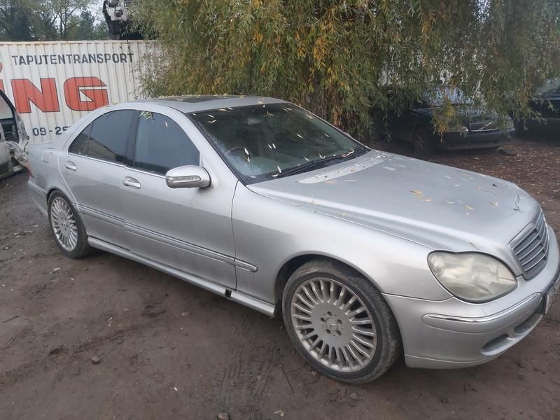 Mercedes-Benz, Sedanas