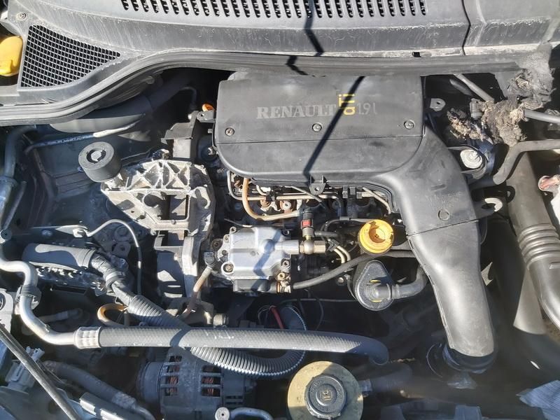 Renault 4, Vienatūris | 2