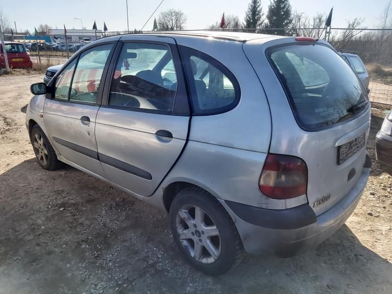 Renault 4, Vienatūris | 7