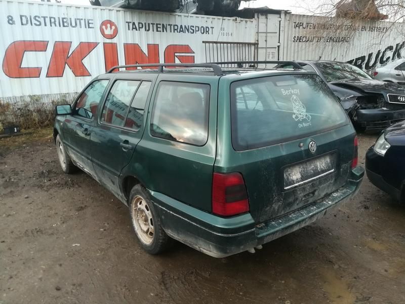 Volkswagen, Universal | 6