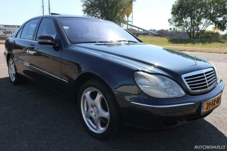 Mercedes-Benz S600