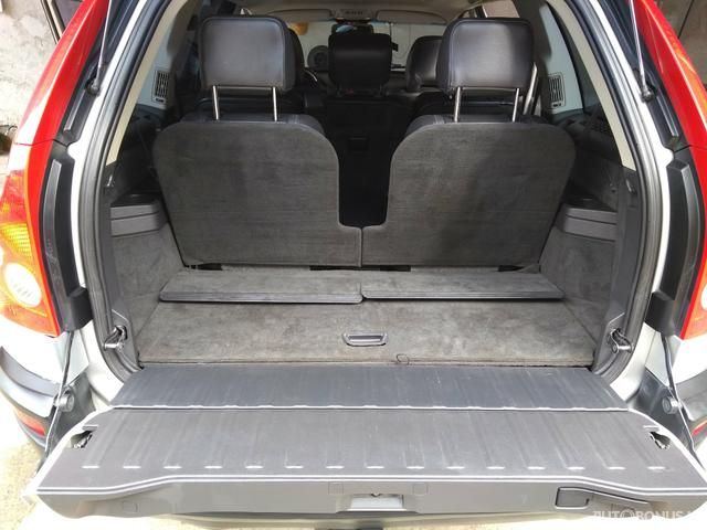 Volvo XC90 | 9