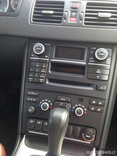 Volvo XC90 | 3