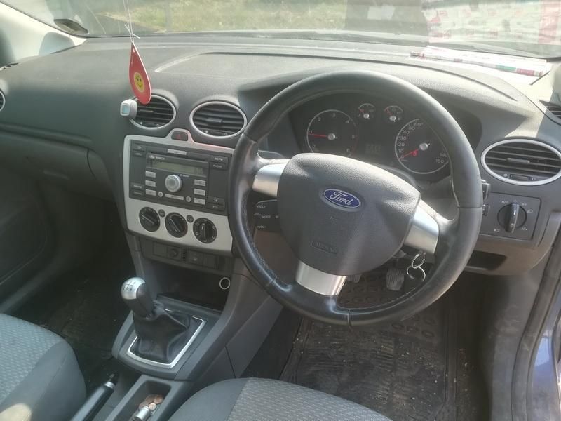 Ford, Universal | 6