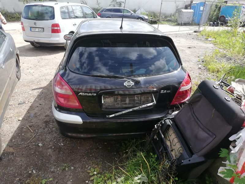 Nissan, Hatchback | 7