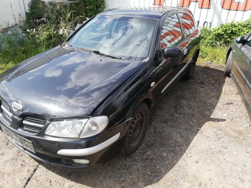 Nissan, Hatchback | 4