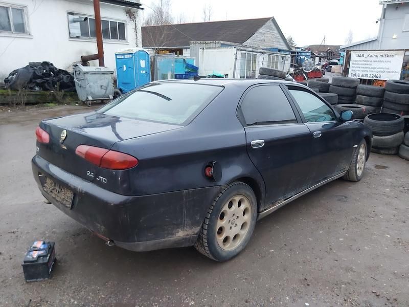 Alfa Romeo, Седан | 6