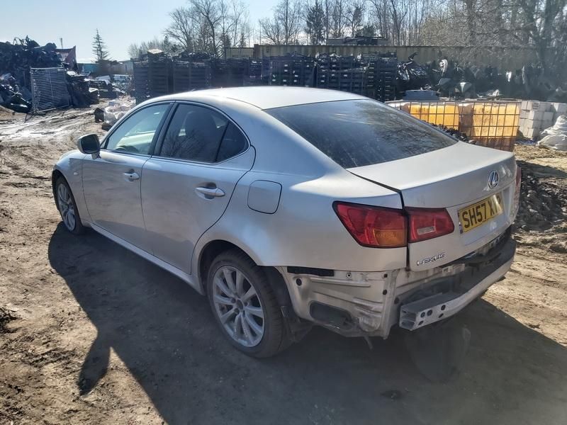 Lexus, Sedanas | 7