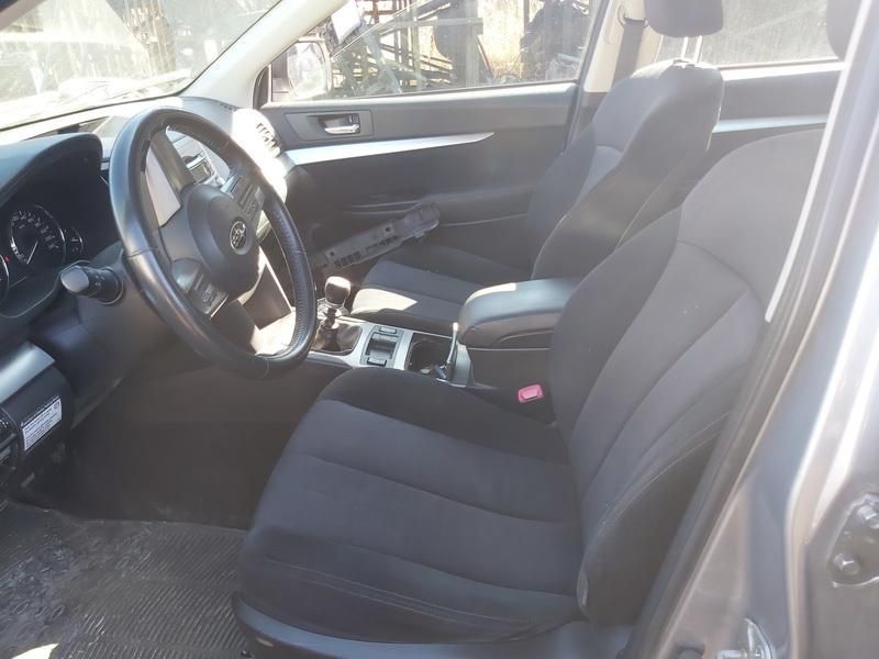 Subaru, Universalas | 3