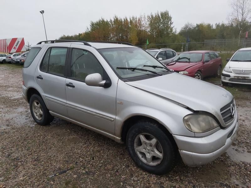 Mercedes-Benz, Cross-country