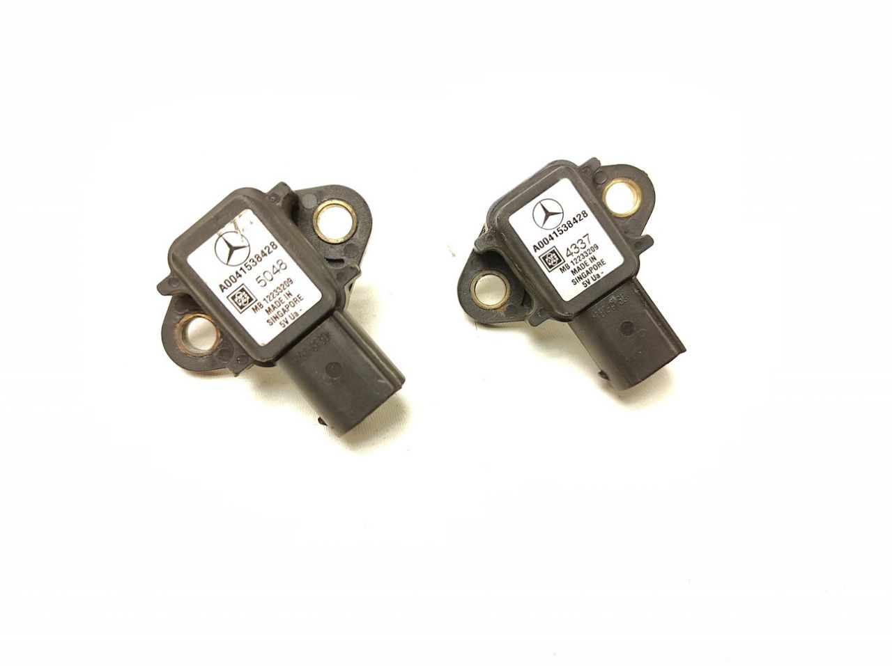 Mercedes-Benz E300, Sedanas | 1