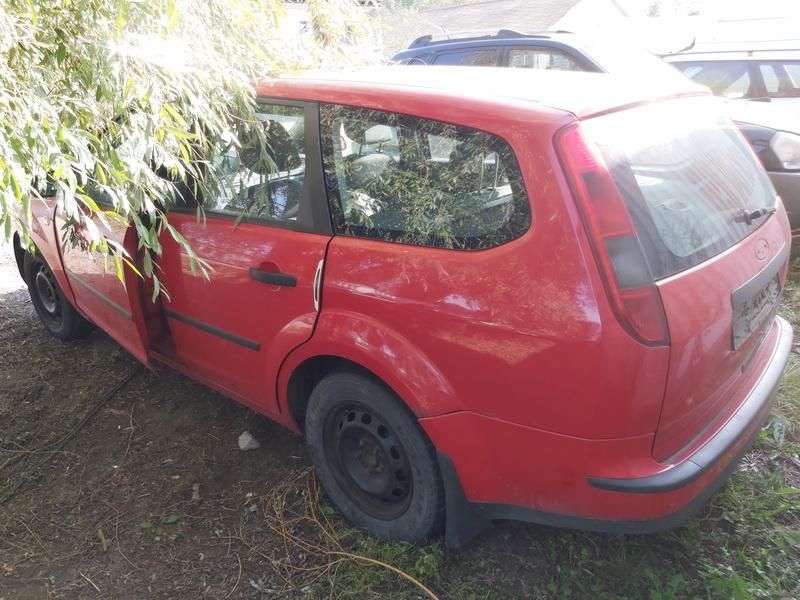 Ford, Universalas | 6