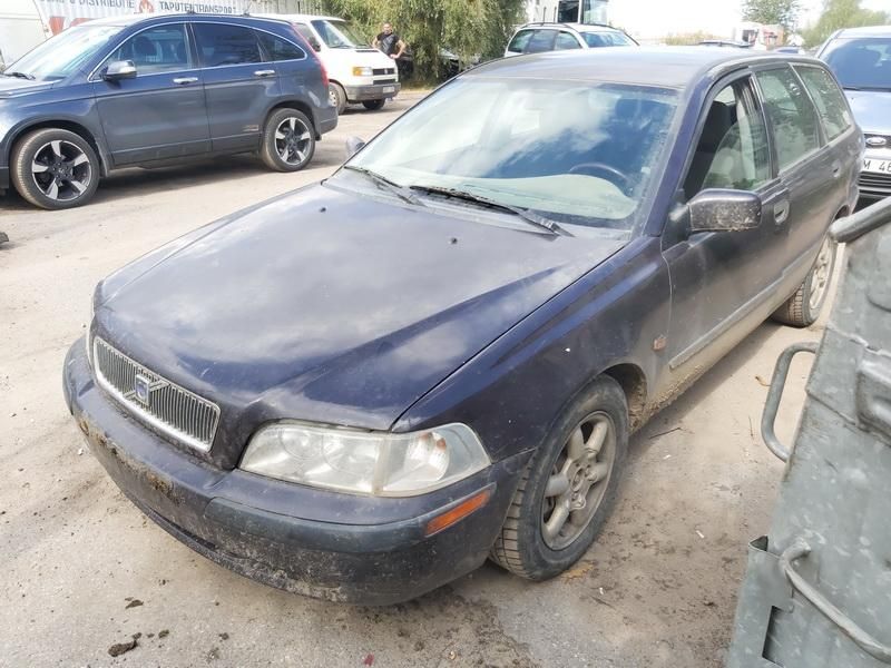 Volvo, Universalas | 3