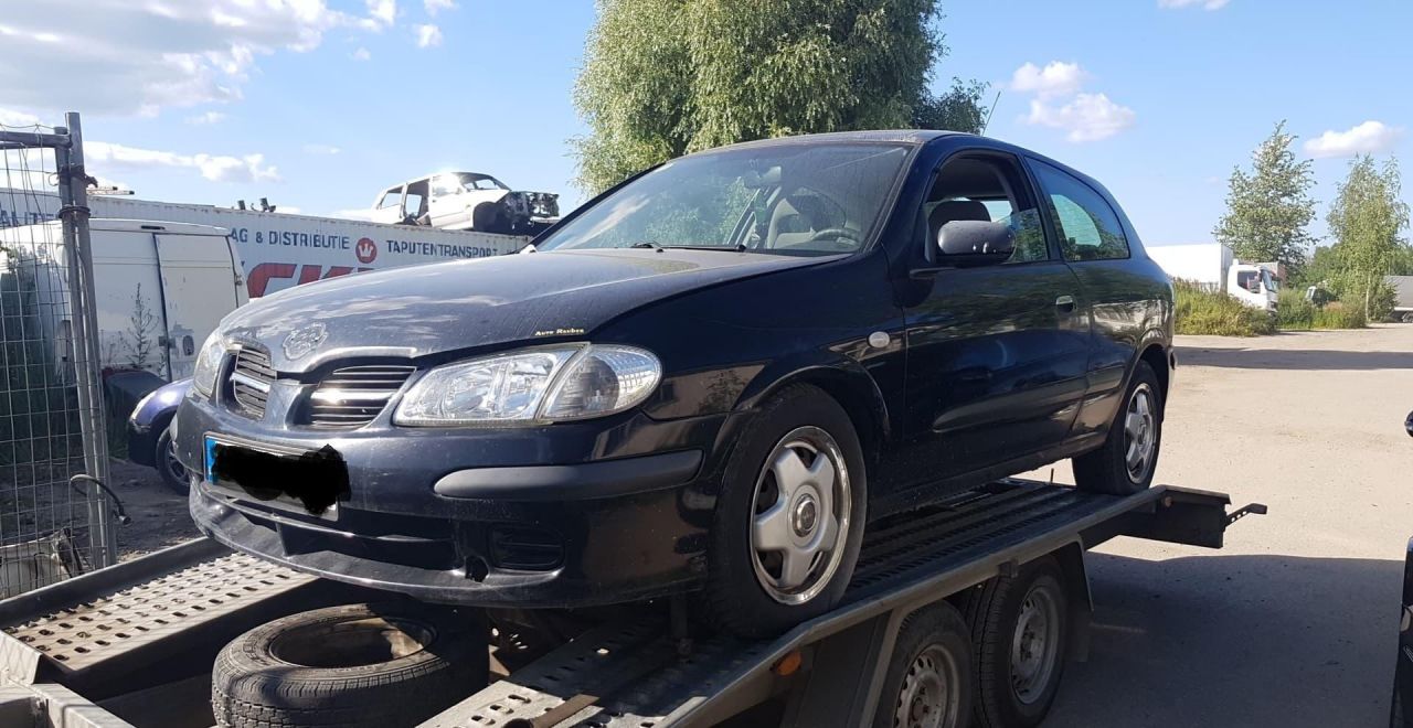 Nissan, Hečbekas | 1